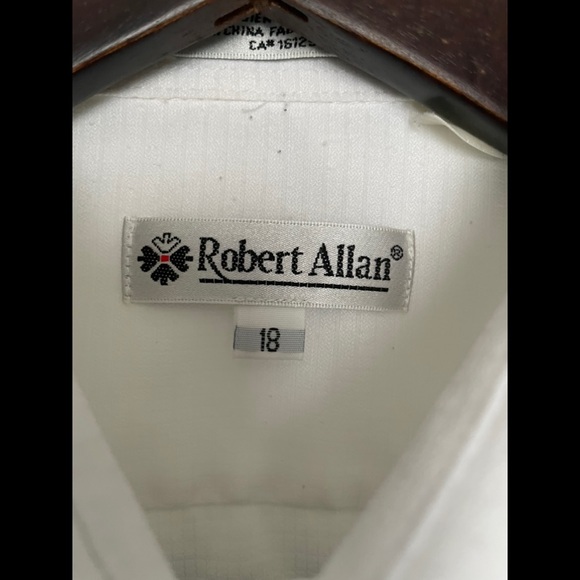 Robert Allan White Dress Shirt - Picture 2 of 3